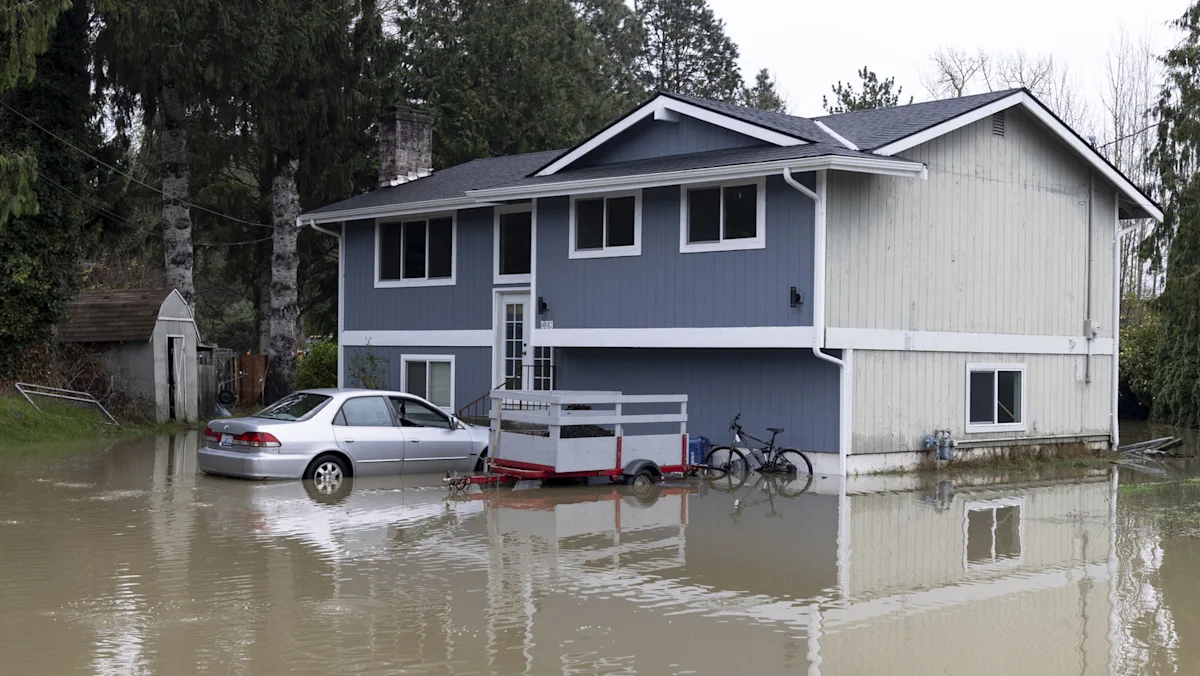 Homeowners responding to Flash Floods in San Diego's Inland Valleys